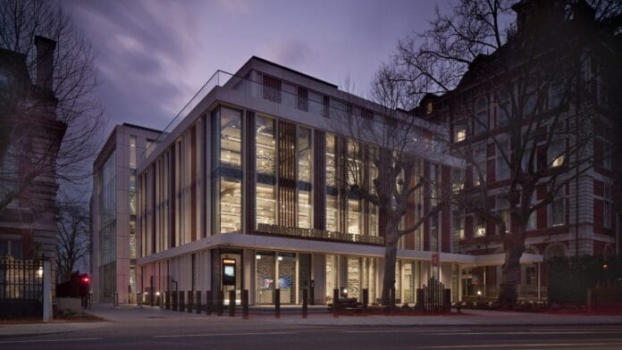 London Institute for Health care Engineering, HLM Architects